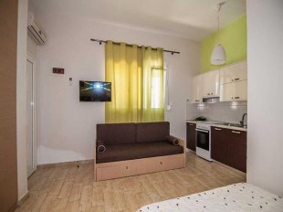 ΕΝΟΙΚΙΑΖΟΜΕΝΑ ΔΩΜΑΤΙΑ ΣΤΗ ΒΕΛΙΚΑ ΚΕΛΕΠΟΥΡΗ ΕΛΛΗ