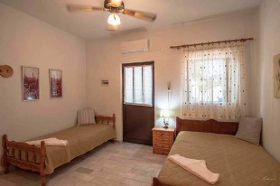 ΒΕΛΙΚΑ ΕΝΟΙΚΙΑΖΟΜΕΝΑ ΔΩΜΑΤΙΑ ΚΑΡΑΝΗ ΣΟΥΓΙΑΝΝΗ ΧΑΡΑ